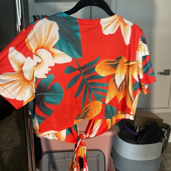 NWOT LULAROE (no tag) TOP & SKIRT MIAMI FLORAL DESIGN. SZ L - Picture 7 of 10